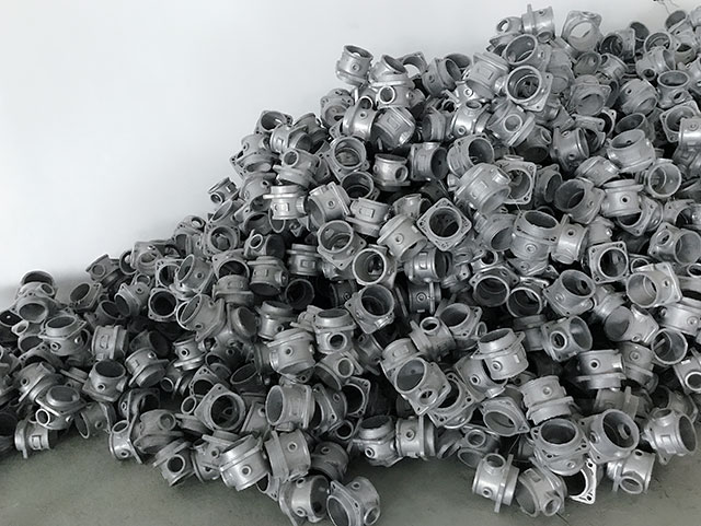 鋁頭生產廠家 鋁頭生產廠家